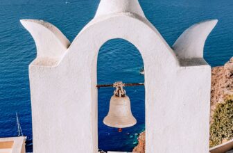The Greece Booking Checklist: The Exact Order to Book So You Don’t Lose Your Dream Hotel