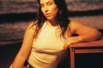 Hear Olivia Prado’s Melodious and Exuberant New Song, “Up n Down” – Aipate