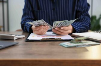 How Much Should a Small Business Owner Pay Themselves?