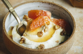 Ricotta with Honey, Toasted Walnuts, and Oranges