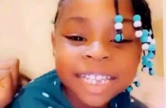 Davido’s Daughter,Imade Receives Heartwarming Surprise With Bundles Of Cash As Her First Tooth Falls Off(Photos)_