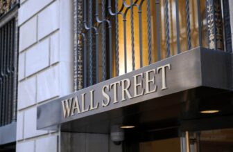 Wall Street Tightens Grip on Crypto as Institutions Now Drive 72% of Spot Flow: Report