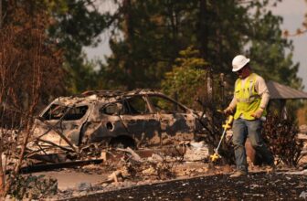 Arson suspect arrested as US northwest battles wildfires