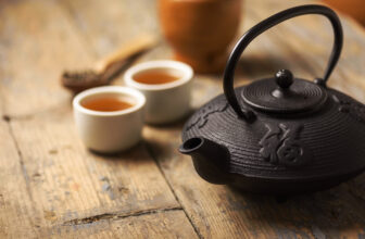 Jin 津 and Ye 液 (Body Fluids) and Tuo 唾 and Xian涎 (Saliva): What are the differences and How Does It Affect Your Herbal Prescript