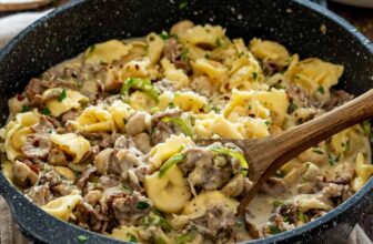 Cheesesteak Tortellini – Jo Cooks