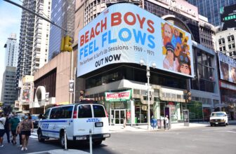 Billboard Selfies: How OOH Drives Social Media