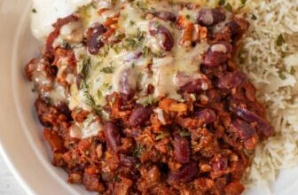 Easy Kidney Bean Chilli (30 Minute Vegetarian Dinner)