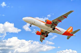 easyJet sets up dramatic deadline day finale for takeover