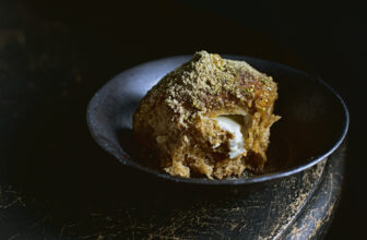Kahlua buns stuffed w/ mascarpone cream and salted pistacchio powder –