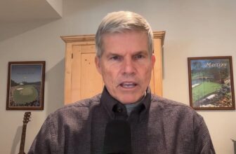 Ego, Identity, and Why Golf Exposes What We Believe About Ourselves with Joel Suggs – Tommy Thompson