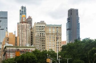 How savvy New Yorkers use insights from this comprehensive building review