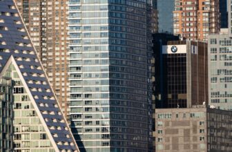 Manhattan gains sales listings below $1 million as luxury inventory shrinks