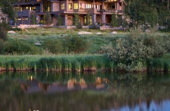 Absolutely stunning modern mountain home in the breathtaking Colorado Rockies