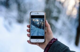 Vertical Video Dimensions and Size Guide for Every Platform