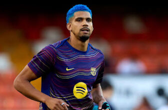 Transfer News: Liverpool Agree Loan Deal for Barcelona Defender Ronald Araujo – Qubes Magazine