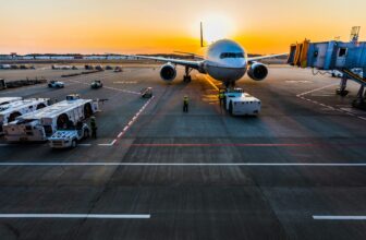 3 Fun Ways To Pass The Time While Waiting For A Flight
