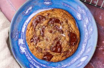 Sourdough Rye Chocolate Chip Cookies – Sourdough Brandon
