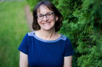 Author Chana Stiefel on AWE- plus a GIVEWAY! « Lydia Lukidis