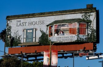 Netflix Stunt Put a Man Inside a Billboard for 24 Hours