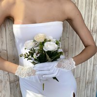 Victoria Lace Gloves