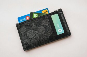 How to Pay Yourself: The 2026 Guide for Canadian Sole Proprietors and Corporations