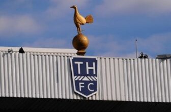 Tottenham Join Race to Sign Bournemouth’s Alex Scott