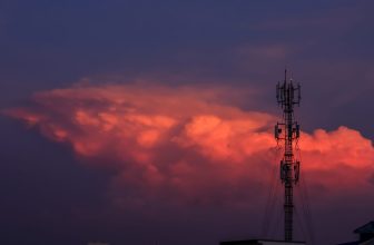 Regional carriers face technology and spectrum test to remain competitive, CCA says