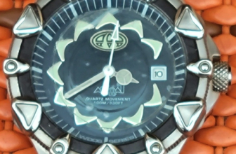 Vintage Animal ‘ W006 Series Watch ‘ Women’s Surf Divers + Strap RARE Y2K NEW