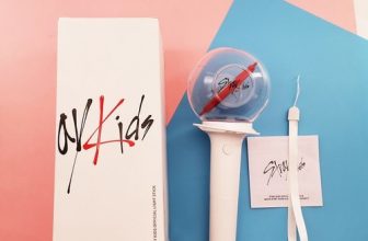 For STRAY KIDS Bluetooth Light Stick Fanlight Concert Glow Lamp Lightstick w/ BT