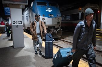 Alert from health officials as it emerges person with measles traveled from Chicago to LA by train
