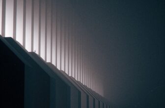 Artist Creates Futuristic Landscapes Where Architecture, Machines, and Human Scale Begin to Feel Uncomfortably Unreal