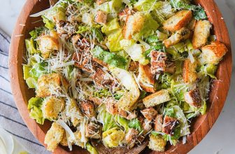 Delicious Caesar Salad Dressing Recipe