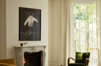10+ Rooms Where Art was the Hero