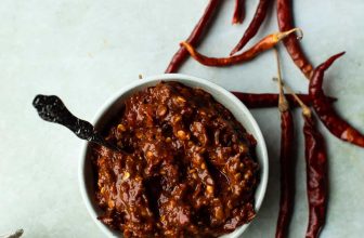 Homemade Spicy Harissa Paste – Ginger with Spice