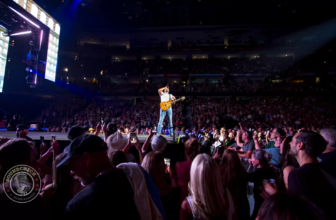 A 24‑Song Marathon That Proves He’s Still Country’s Most Reliable Showman – Sound Check Entertainment