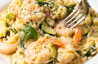 One-Pan Orzo with Shrimp and Zucchini