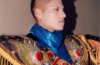 “An Inherent Tear” by Photographer Raul Guillermo