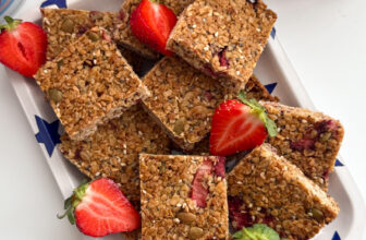 Strawberry Oat Bars – Snacks for Kids