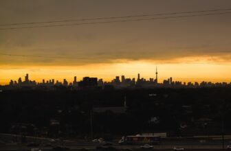 Toronto Home Prices See Biggest Drop of 2026, Most Inventory Since 2008 