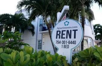 US Rents Fall for 37th Straight Month From a Year Earlier as Concessions Rise