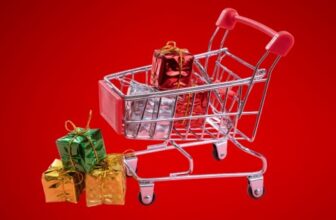Back-to-School Trends Point to What Marketers Can Really Expect for the Holidays