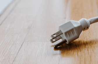 When Should You Stop Utilities When Selling a House?