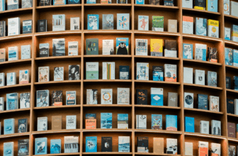 Please save me from my library holds – Modern Mrs Darcy