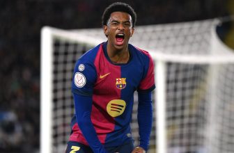 Man United ready to undo their summer mistake as they plot January raid for Spanish “revelation” – Man United News And Transfer News