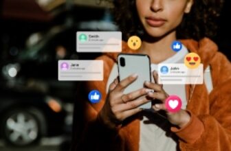 A Denver Social Media Marketing Agency Looks at AI vs Human Media Management