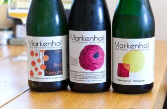 Three Bottles Markenhof · saufwein