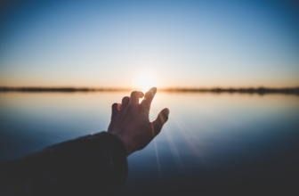 Top 10 Self-Acupressure Points for Travel