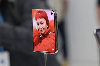 8 New Android Phones & iPhone Models Coming Out Soon