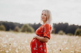 Maternity Clothes: Fewer Decisions, Not More Clothes