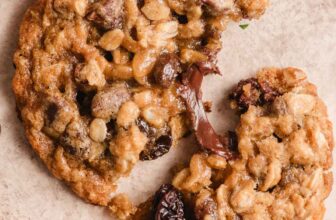 Chewy Oatmeal Raisin Chocolate Chip Cookies